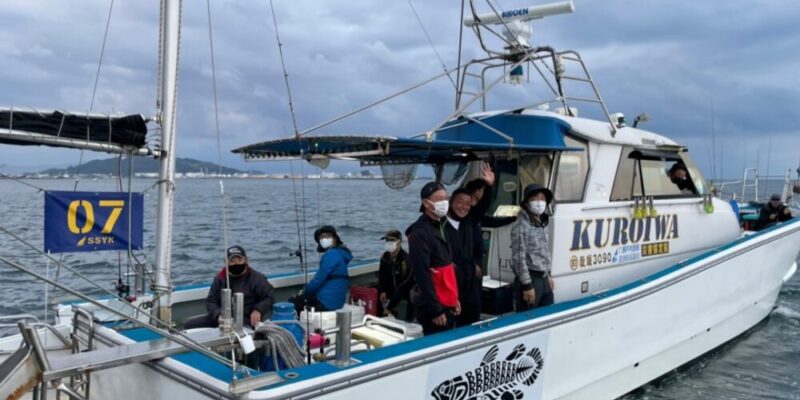 愛媛県（松山）の釣り船：黒岩フィッシングサービス